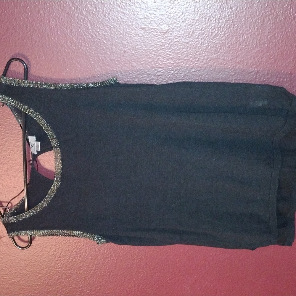Sweater fabric sleeves top with gold hem